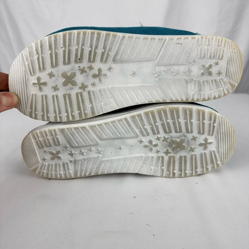 Winter Plush Shoes for Women with Faux Fur Lining - Picture 7 of 7
